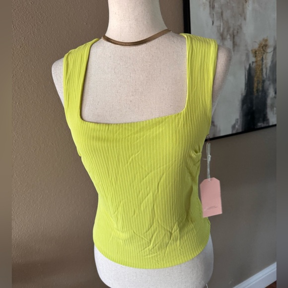 Lime green double layered sleeveless top - Picture 3 of 7